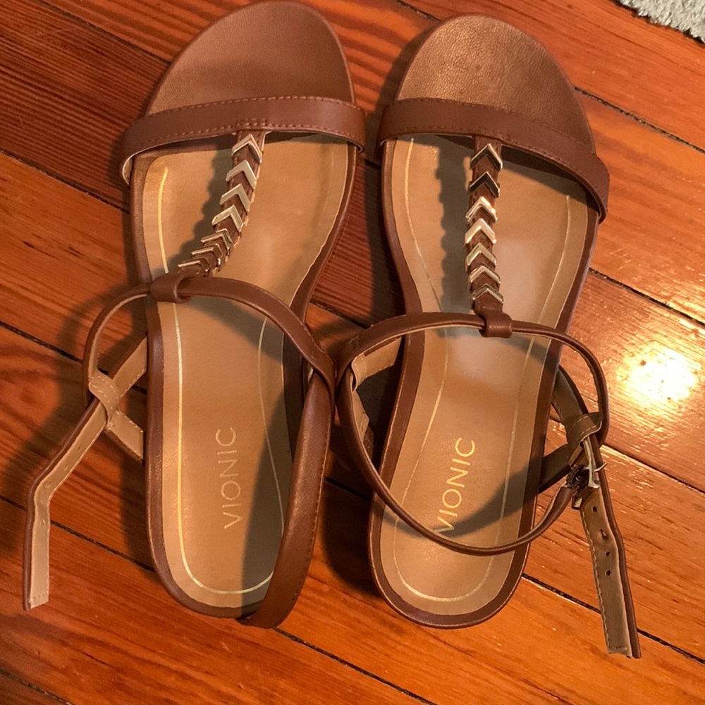 Vionic wedge sandals- NWOT